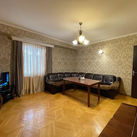 Cozy Apartment In Tbilisi Exterior photo
